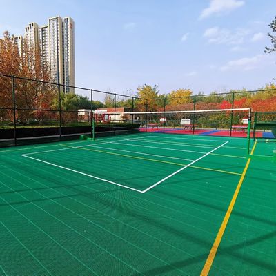 Giá tốt Gạch nhựa PP ngoài trời Sàn thể thao Không trơn trượt với Dịch vụ đánh dấu vạch OEM ODM trực tuyến