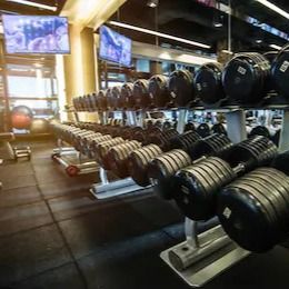 Giá tốt Gạch lát sàn cao su tái chế chống mài mòn cho trung tâm thể hình GYM ODM trực tuyến