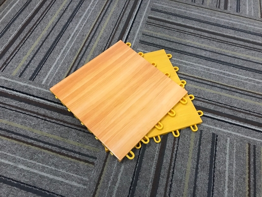 Giá tốt Sàn thể thao polypropylene chịu lực cao Gạch gỗ cho sân trong nhà và ngoài trời trực tuyến