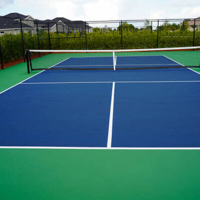Giá tốt Tiêu chuẩn EU 44 * 20ft Đèn sân chơi Pickleball di động với bề mặt chống trượt và sơn đường tùy chỉnh trực tuyến